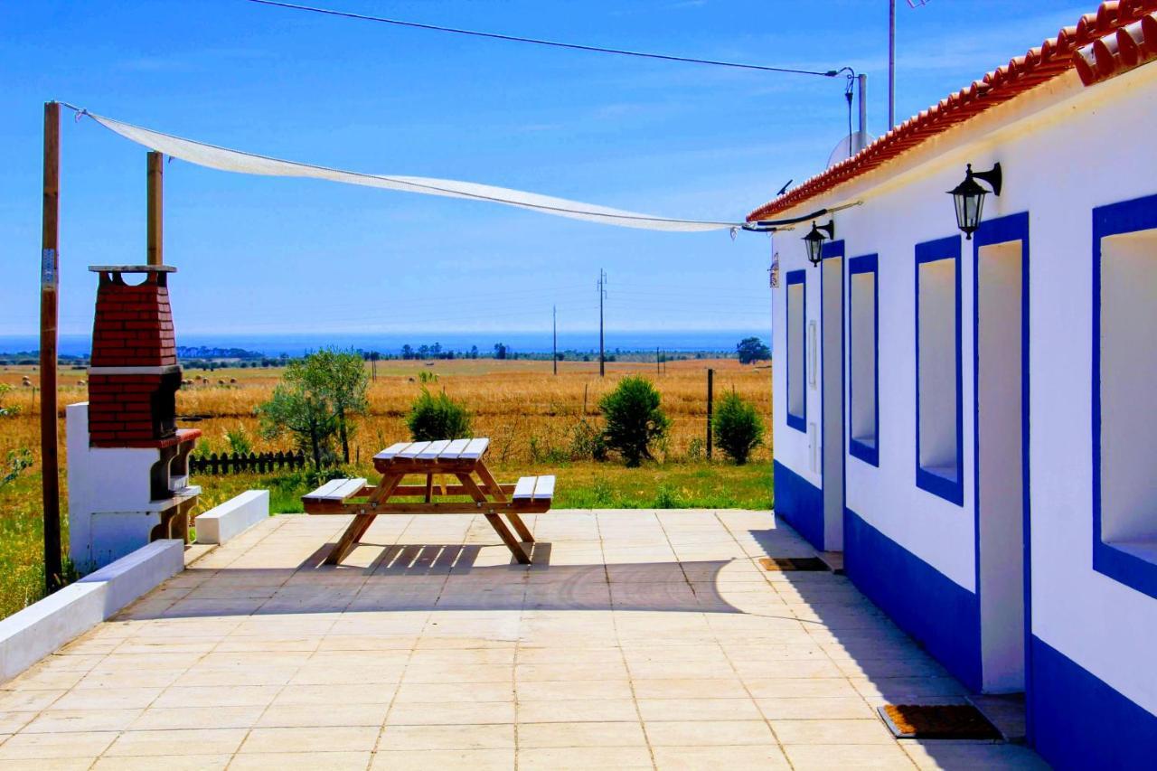 Monte Costa Luz Guest House ปอร์โตโกโว ภายนอก รูปภาพ
